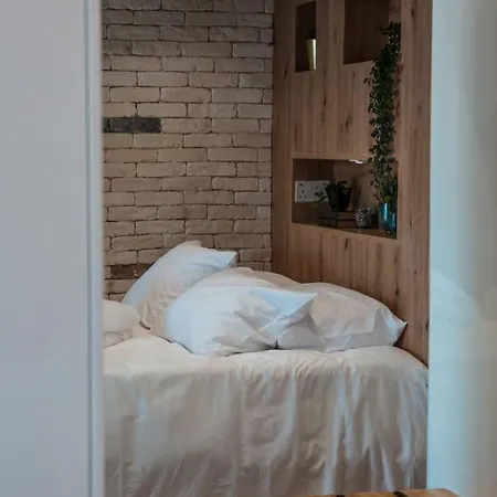 Cosea Living: Seaside Luxury In Harbour 107a Apartament Pafos